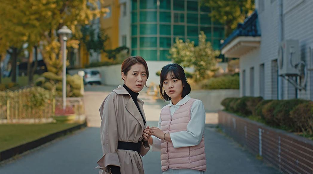 دانلود فیلم Maggie 2019 - دانلود فیلم مگی 2019 1 دانلود فیلم Maggie 2019