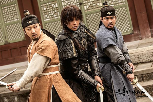 دانلود سریال Six Flying Dragons - دانلود سریال شش اژدهای پرنده 1 دانلود سریال Six Flying Dragons